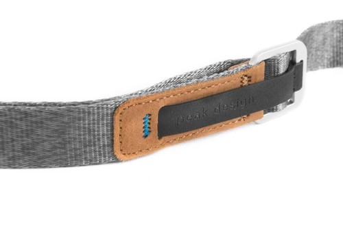 Pasek na szyję do małego aparatu Peak Design Leash v3 - Ash