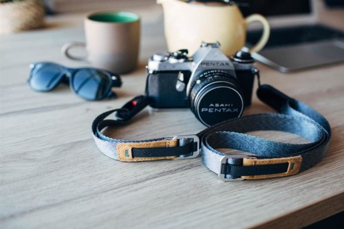 Pasek na szyję do małego aparatu Peak Design Leash v3 - Ash
