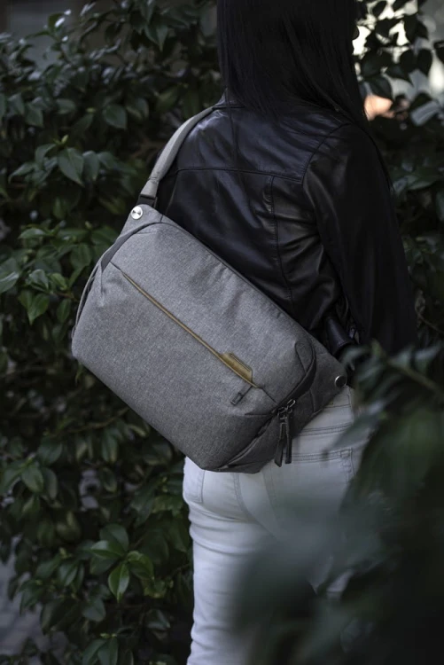 PEAK DESIGN Torba Everyday Sling 10L v2 - Popielaty