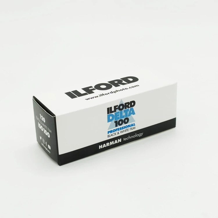 Film fotograficzny Ilford Delta 100/120 średni format klisza czarno-biała