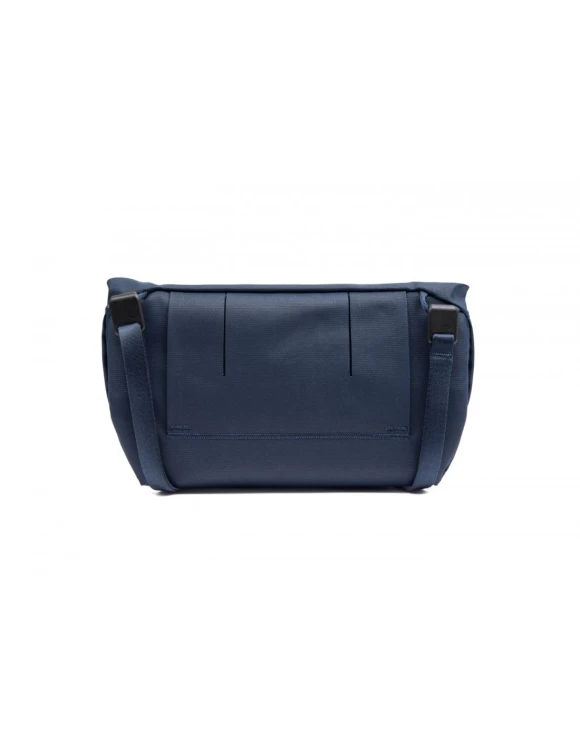 peak-design-field-pouch-midnight-v2-niebieski-z-paskiem (1).jpg