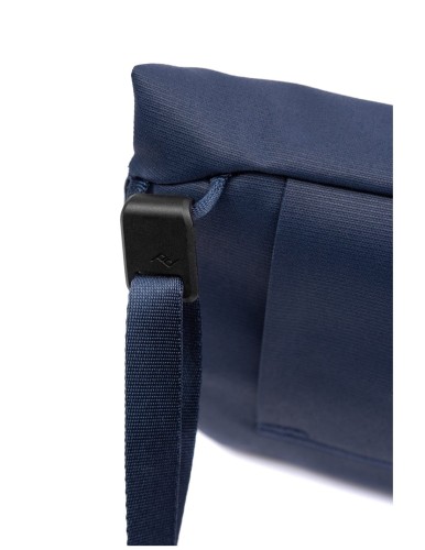 peak-design-field-pouch-midnight-v2-niebieski-z-paskiem (4).jpg