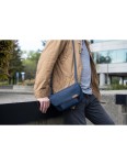 peak-design-field-pouch-midnight-v2-niebieski-z-paskiem (16).jpg