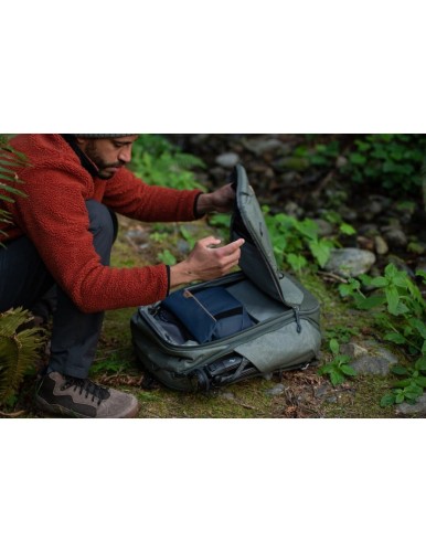 peak-design-field-pouch-midnight-v2-niebieski-z-paskiem (23).jpg