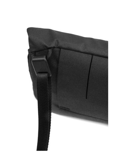 copy-of-peak-design-field-pouch-black-v2-czarny-z-paskiem (2).jpg