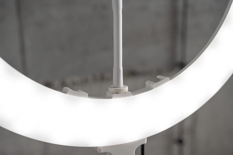 Kosmetyczna lampa pierścieniowa LED Newell RL-18A - WB (3200 K - 5500 K) - Arctic White