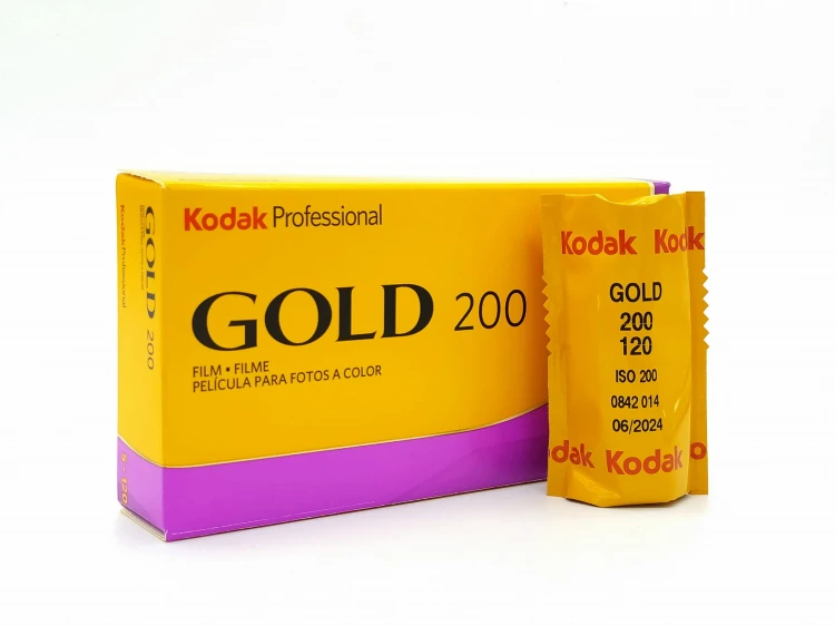 Film kolorowy Kodak Gold 200/120 (średni format)