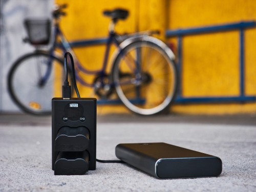 Ładowarka dwukanałowa Newell DL-USB-C do akumulatorów DMW-BLJ31 Panasonic S1