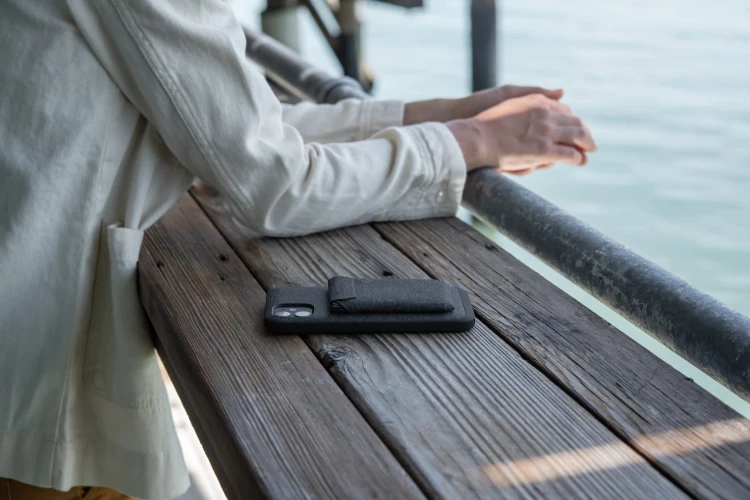 Peak Design Mobile Wallet Slim - Magnetyczny Portfel Płaski Do Telefonu - Grafitowy