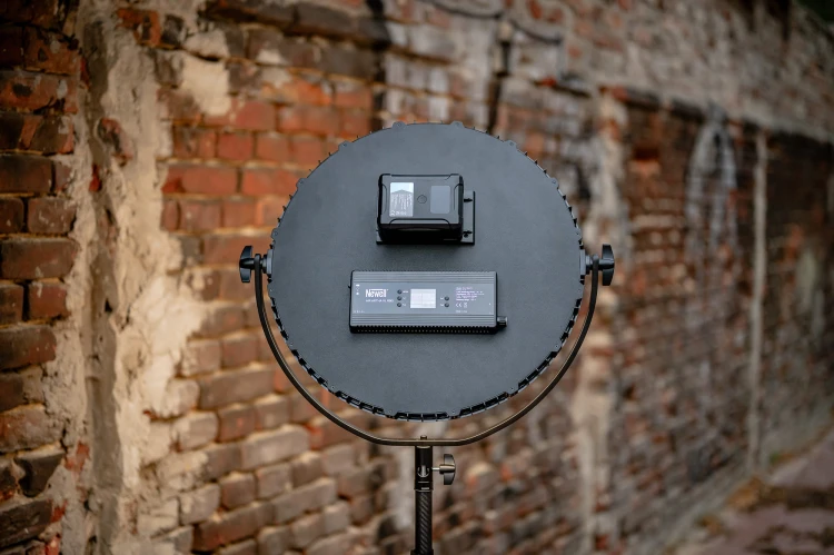 Okrągła lampa panel LED Newell Air Artha Max XL 110W