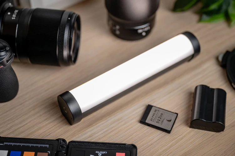 Lampa LED Newell RGB Kathi Nano Pro
świecipałka