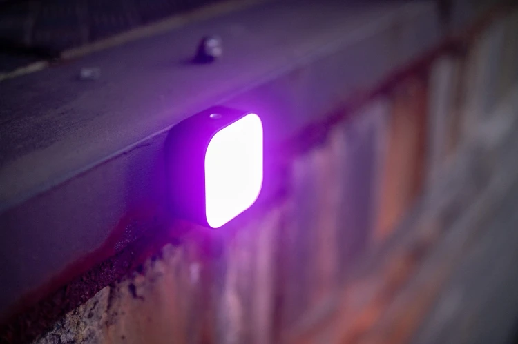 Lampa LED Newell RGB Cutie Pie - czarna, mini lampa do smartfona