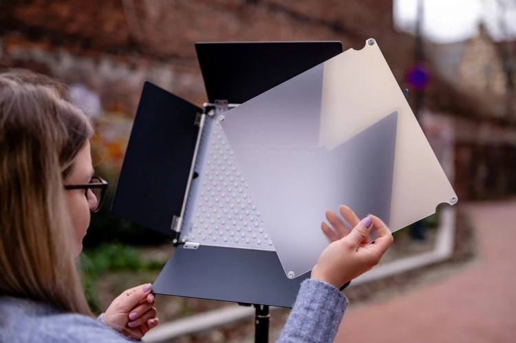 Lampa RGB LED Newell Vividha Effect