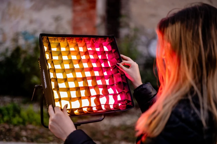 Lampa RGB LED Newell Vividha Effect