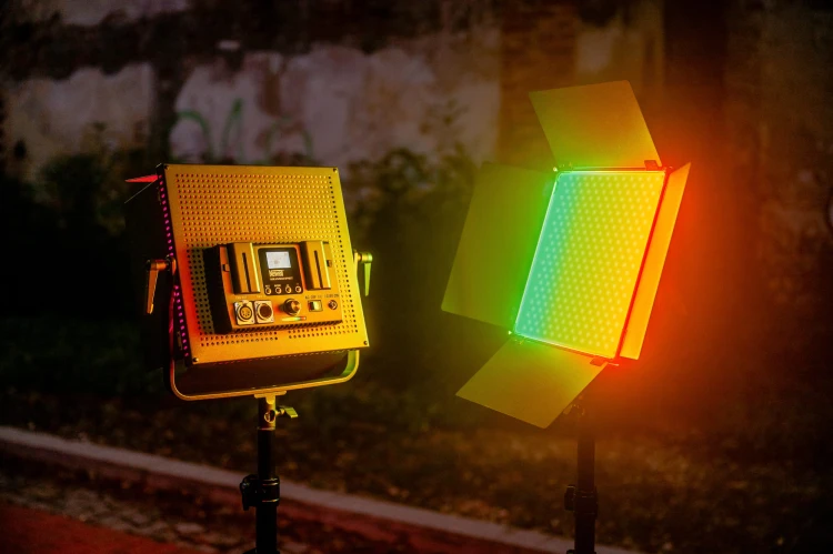 Lampa RGB LED Newell Vividha Effect