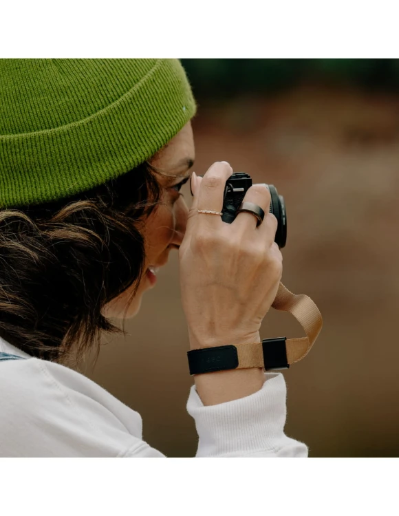 Pasek na rękę Peak Design Cuff Coyote piaskowy v3