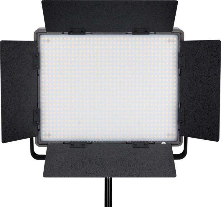 Zestaw 3 Lamp LED Nanlite 900CSA ze statywami i walizką