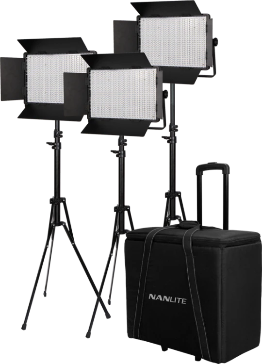 Zestaw 3 Lamp LED Nanlite 1200CSA ze statywami i walizką