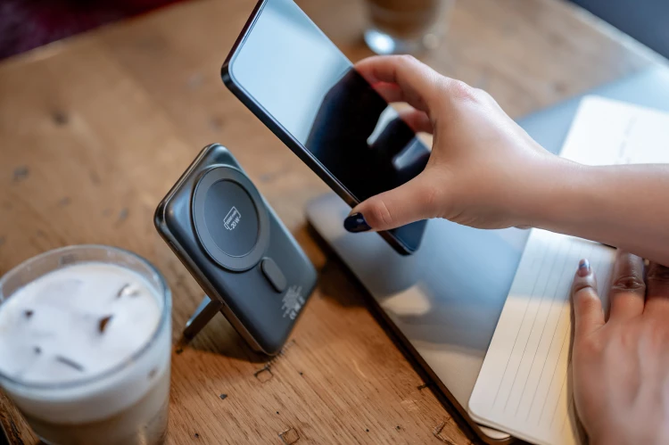 podstawka pod telefon