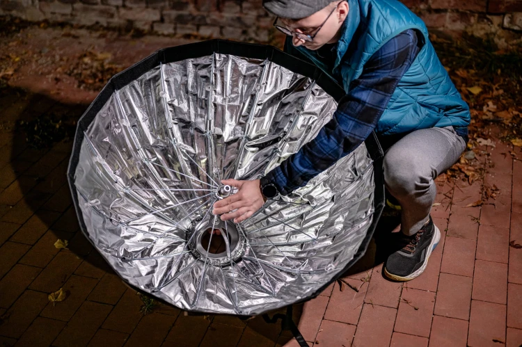 Softbox paraboliczny Newell 85cm z gridem