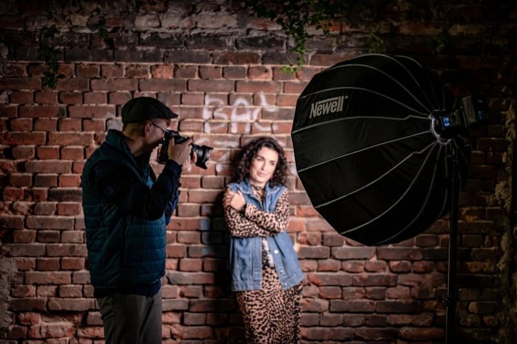 Softbox paraboliczny Newell 85cm z gridem
