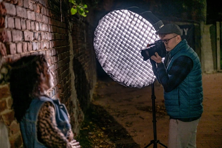 Softbox paraboliczny Newell 85cm z gridem