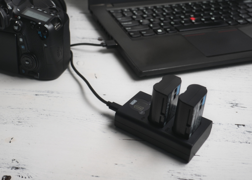 ładowarka-dwukanałowa-newell-dl-usb-c-do-akumulatorów-cpss1b-do-gopro-13 (5).jpg