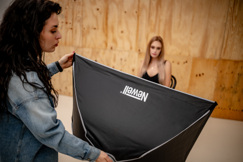Softbox prostokątny Newell 60 x 90 cm z mocowaniem Bowens