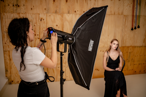 softbox-prostokątny-newell-30-x-120-cm (9).jpg