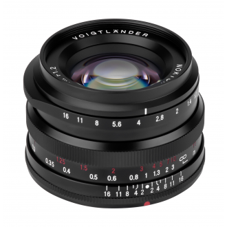 Obiektyw Voigtlander Nokton 35 mm f/1,2 do Fujifilm X widok od strony pierścienia przysłony