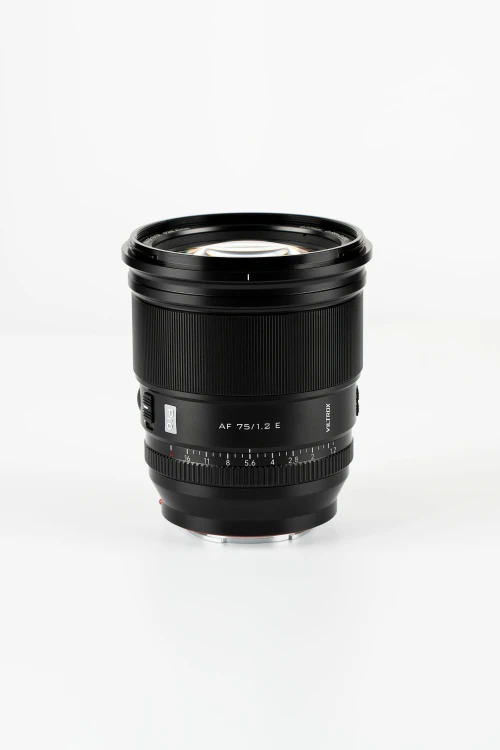 Obiektyw Viltrox AF 75mm F1.2 Pro do Sony E