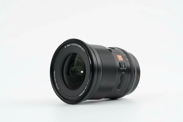 Obiektyw Viltrox AF 16mm F1.8 do Sony FE