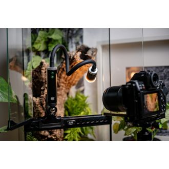 Lampka LED do makrofotografii Newell Horus